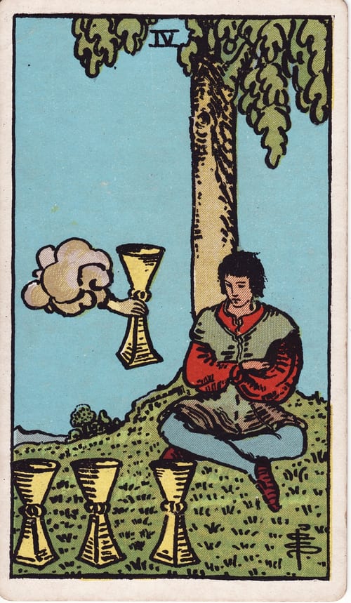 聖杯四(Four of Cups)偉特塔羅牌面