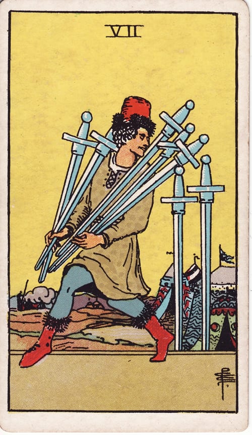 寶劍七(Seven of Swords)偉特塔羅牌面